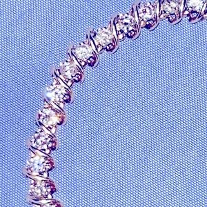 DIAMOND TENNIS BRACELET 10K GOLD 7” STUNNING GORGEOUS 1 owner perfect condition